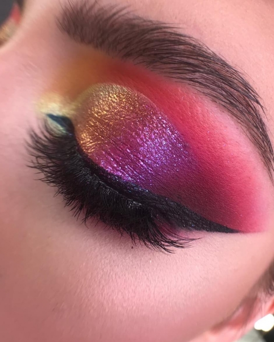 RAINBOW MAKE-UP WITH BPERFECT CARNIVAL EYESHADOW PALETTE