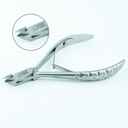 LEXWO # 135 CUTICLE NIPPERS 5MM