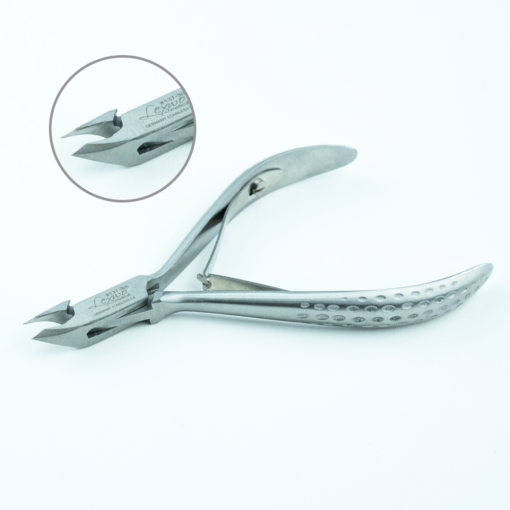 LEXWO # 137 CUTICLE NIPPERS 3MM