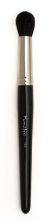 MAESTRO BRUSH FOR CONCEALER, HIGHLIGHTER, UNDER EYES 152