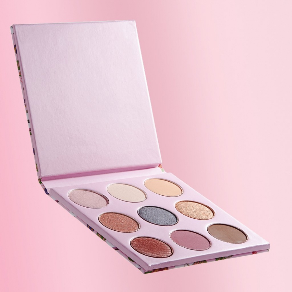 WINKY LUX KITTEN EYESHADOW PALETTE