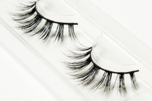 LILLY LASHES 3D MINK LASHES KUWAIT CITY 