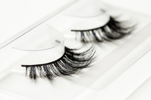 LILLY LASHES 3D MINK LASHES MONACO