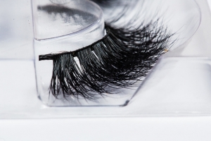 LILLY LASHES 3D MINK LASHES CARMEL