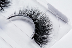 LILLY LASHES 3D MINK LASHES CARMEL