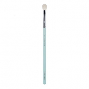 BOHO BEAUTY PASTEL VIBES LUXE OVER SHADOW BRUSH 202 MINT