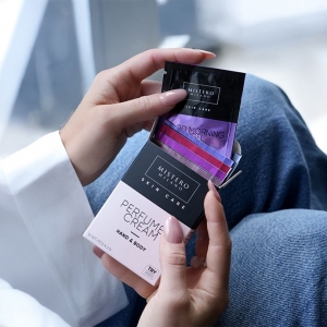 MISTERO MILANO A SET OF PERFUMED HAND CREAMS SAMPLES