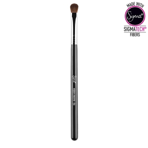 SIGMA BEAUTY MEDIUM SWEEPER BRUSH CHROME FERRULE E54