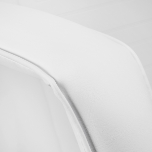 Cosmetic chair 557G with cuvettes white (147251)
