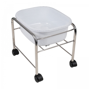 Straight pedicure tray with chrome wheels (131508)