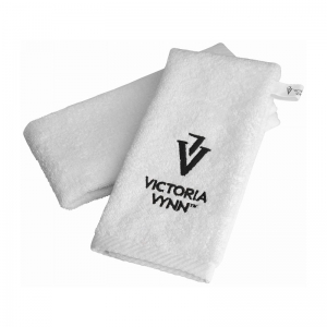 VICTORIA VYNN TOWEL 