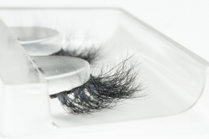 LILLY LASHES 3D MINK LASHES DOHA