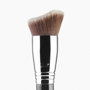 SIGMA BRUSHES CURVED KABUKI BRUSH F83