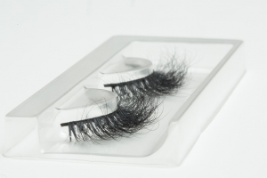 LILLY LASHES 3D MINK LASHES MIAMI